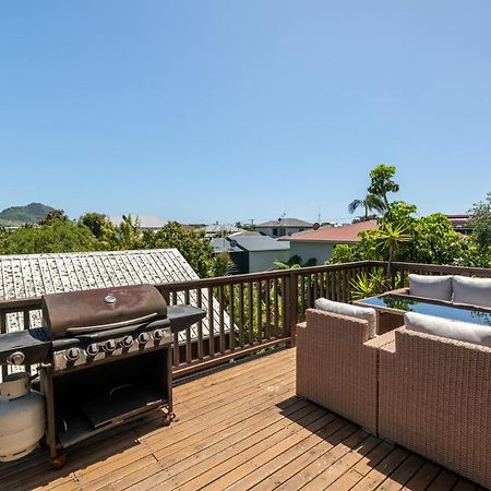 Convenient Family Bach With Easy Access To Blake Park The Beach And Downtown Mount Maunganui Esterno foto